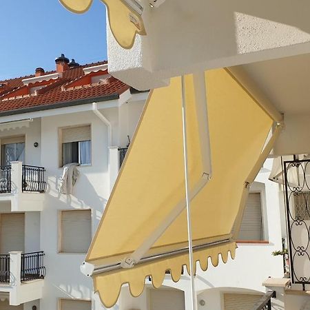 Condominio Ariazzurra S. Bart. San Bartolomeo Al Mare Exterior photo