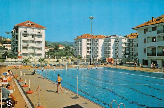 Condominio Ariazzurra S. Bart. San Bartolomeo Al Mare Exterior photo
