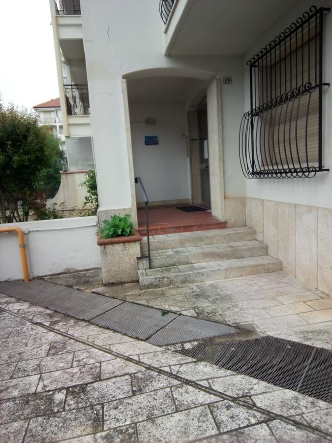 Condominio Ariazzurra S. Bart. San Bartolomeo Al Mare Exterior photo