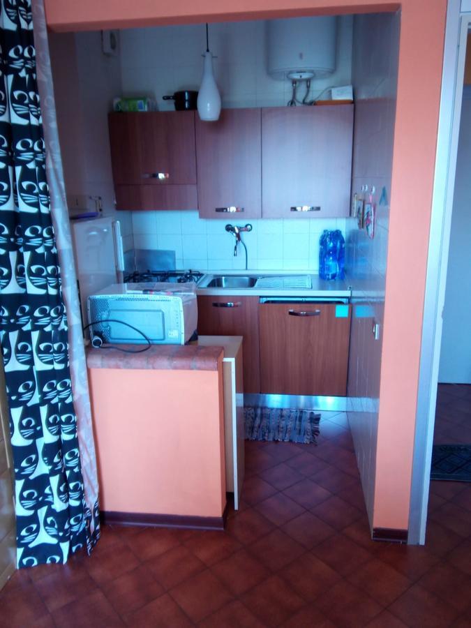 Condominio Ariazzurra S. Bart. San Bartolomeo Al Mare Exterior photo